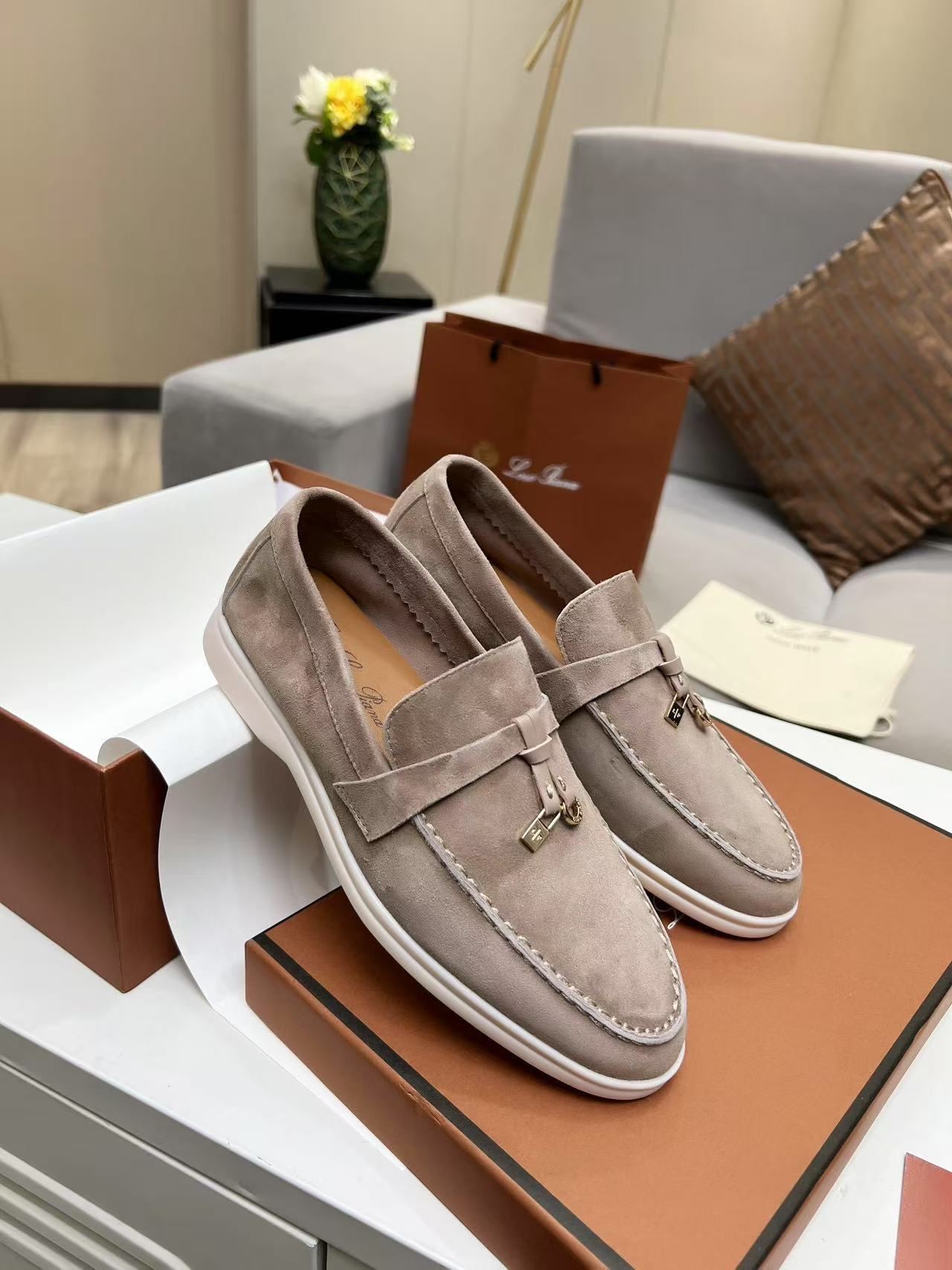 L style Loafers Shoe