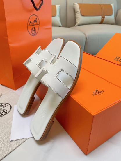 H style Women's Slippers