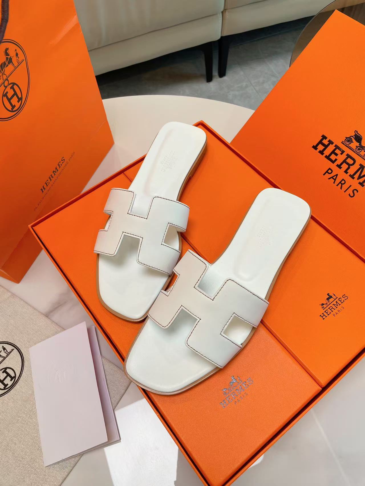 H style Women's Slippers