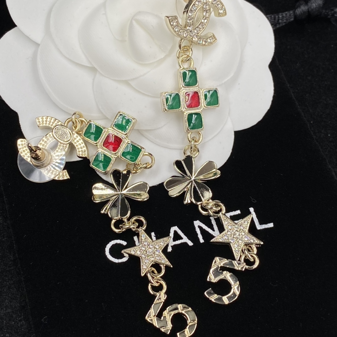 C style four-leaf clover earrings-Luxeon