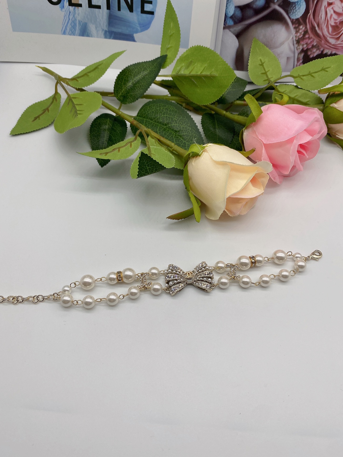 C style Bow Bracelet-Luxeon