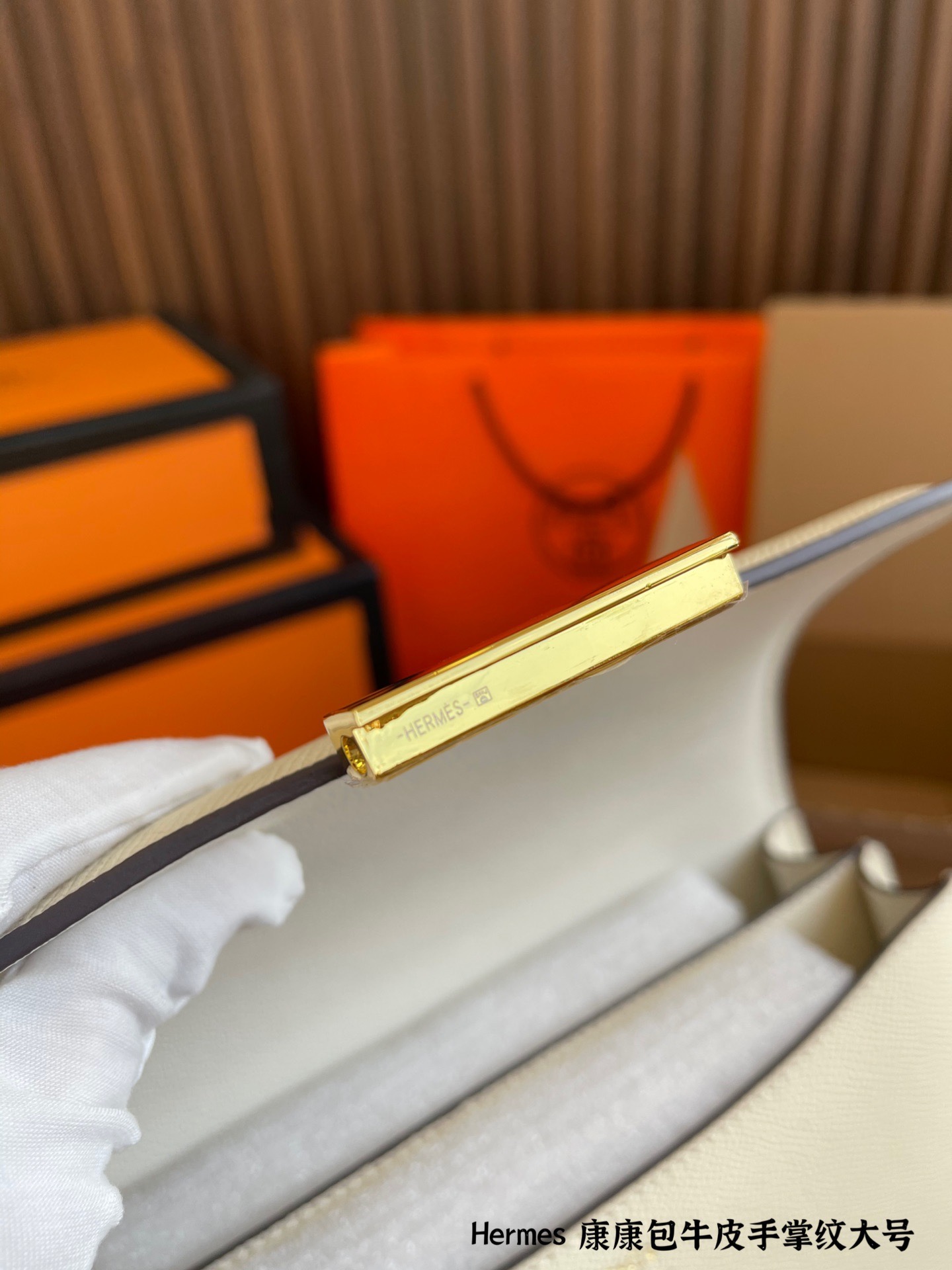 H style Handbags Square Shoulder Bags-Luxeon