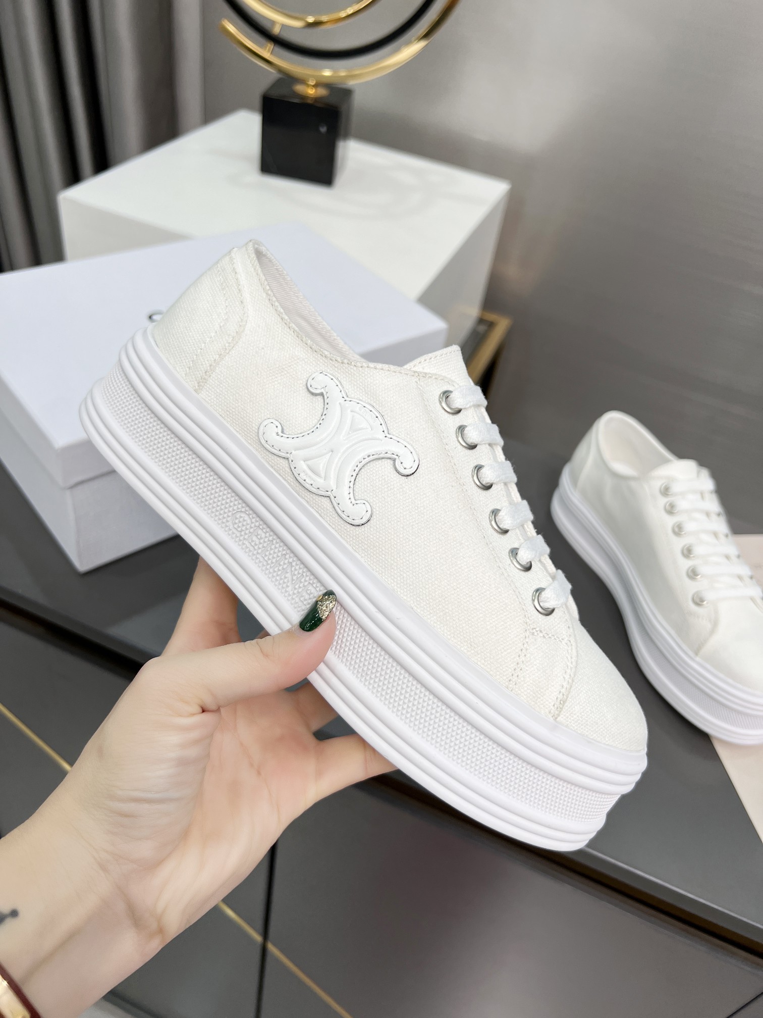 C style low heel canvas casual shoes-Luxeon