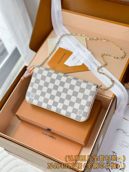 checkerboard envelope