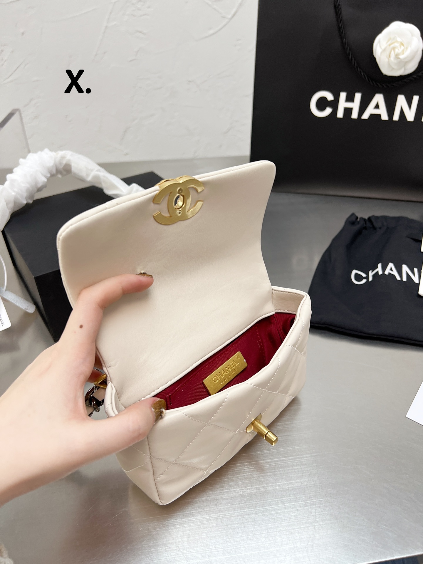 C style Shoulder Bags Handbags-Luxeon
