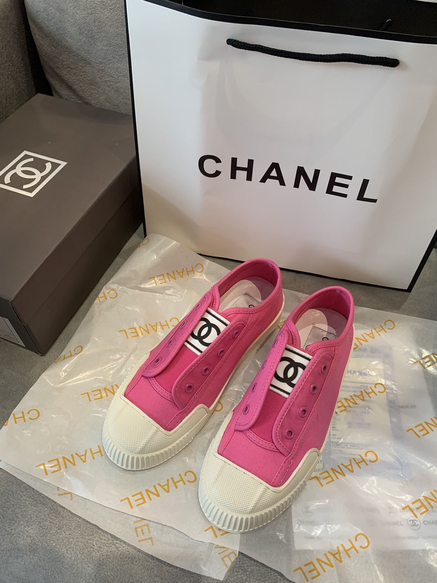 C style classic canvas casual shoes-Luxeon