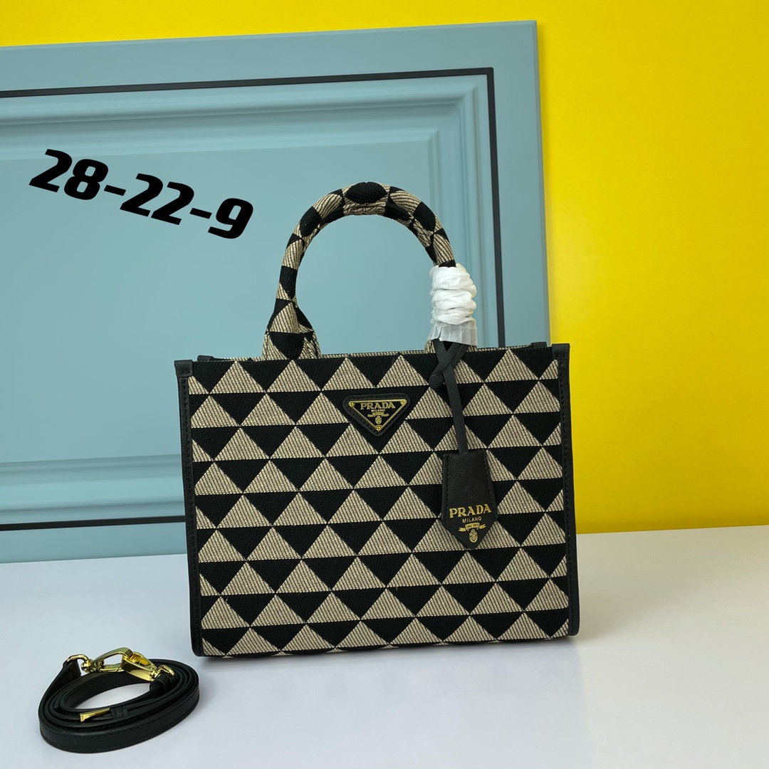 P style handbag-Luxeon