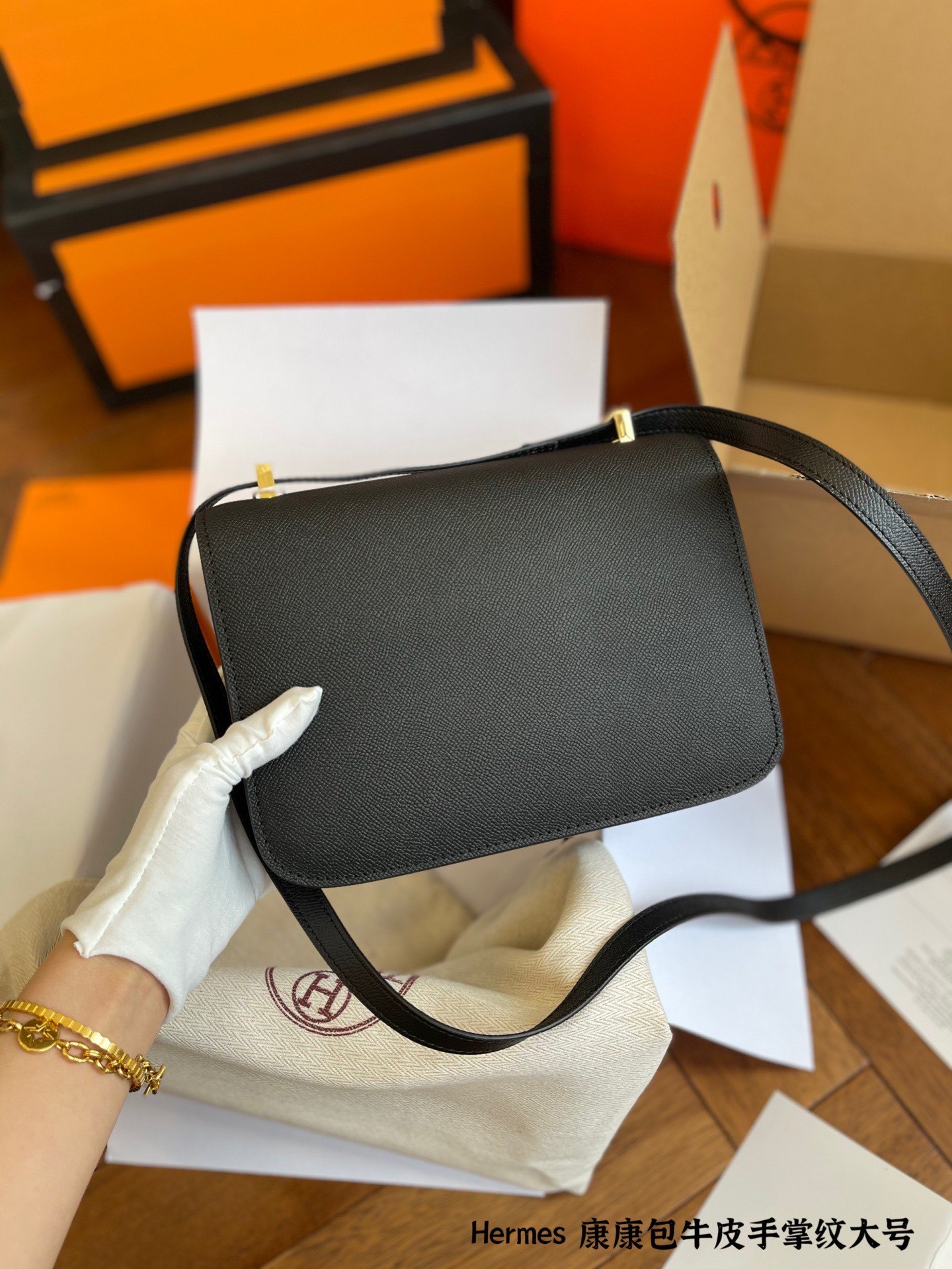 H style Handbags Square Shoulder Bags-Luxeon