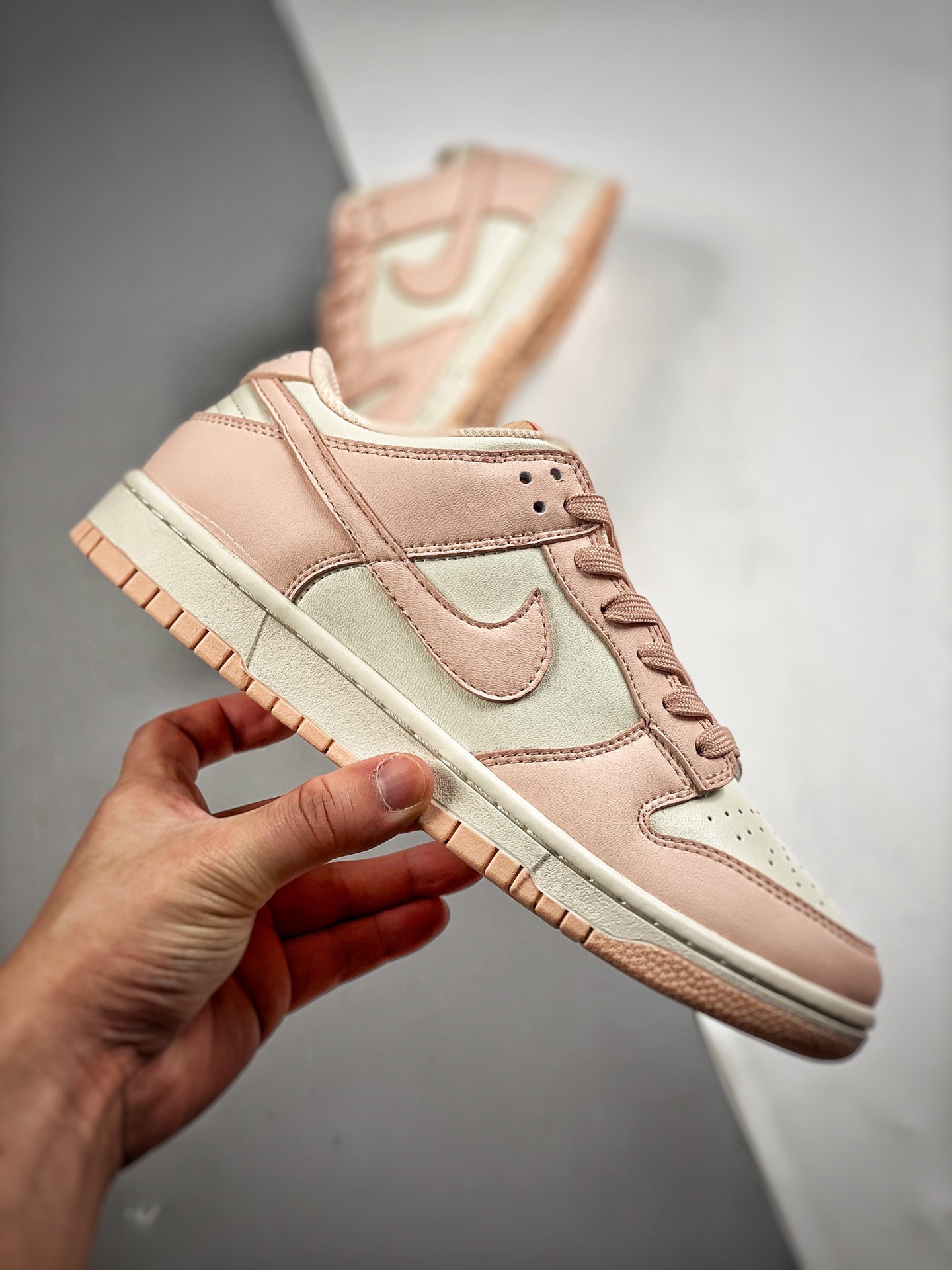 . SB Dunk Low "UNLV" sneakers-Luxeon