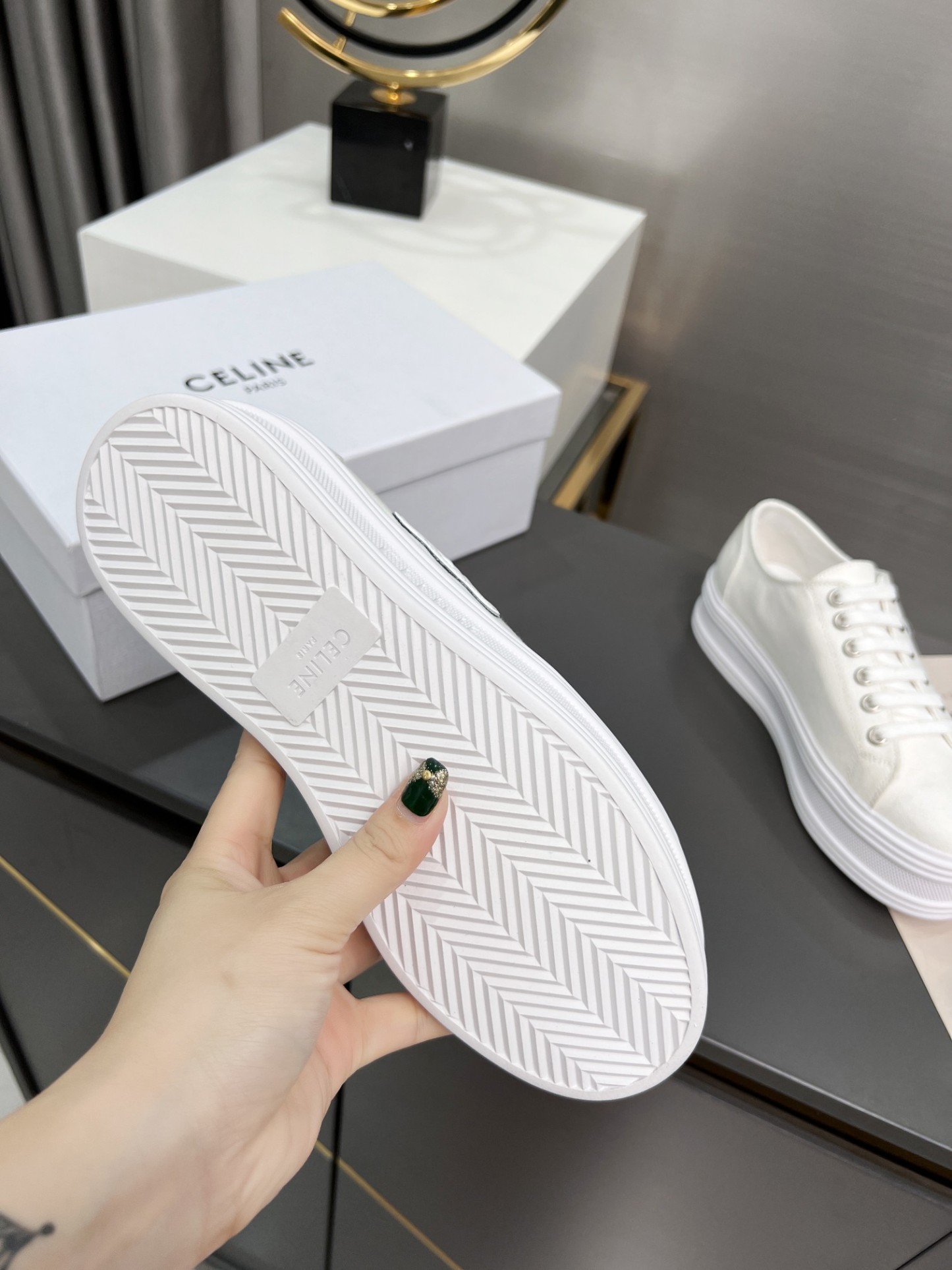 C style low heel canvas casual shoes-Luxeon