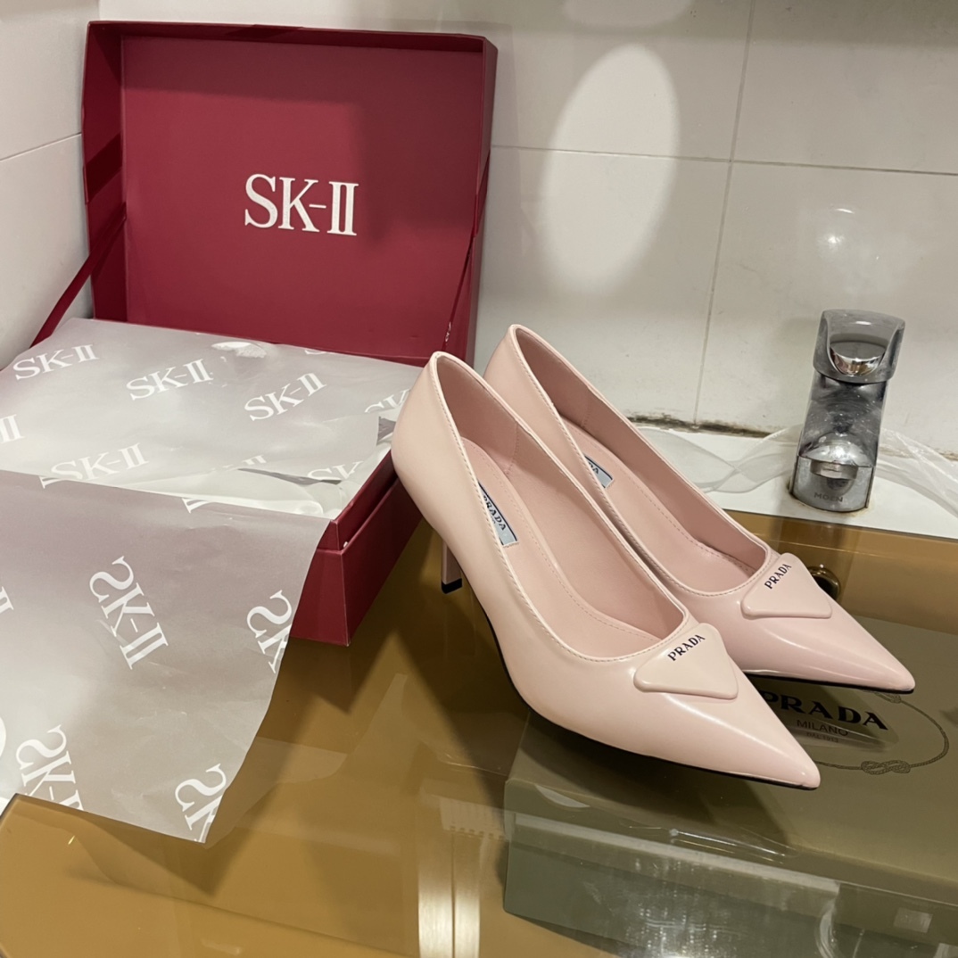 P style classic patent leather sandals high heels-Luxeon