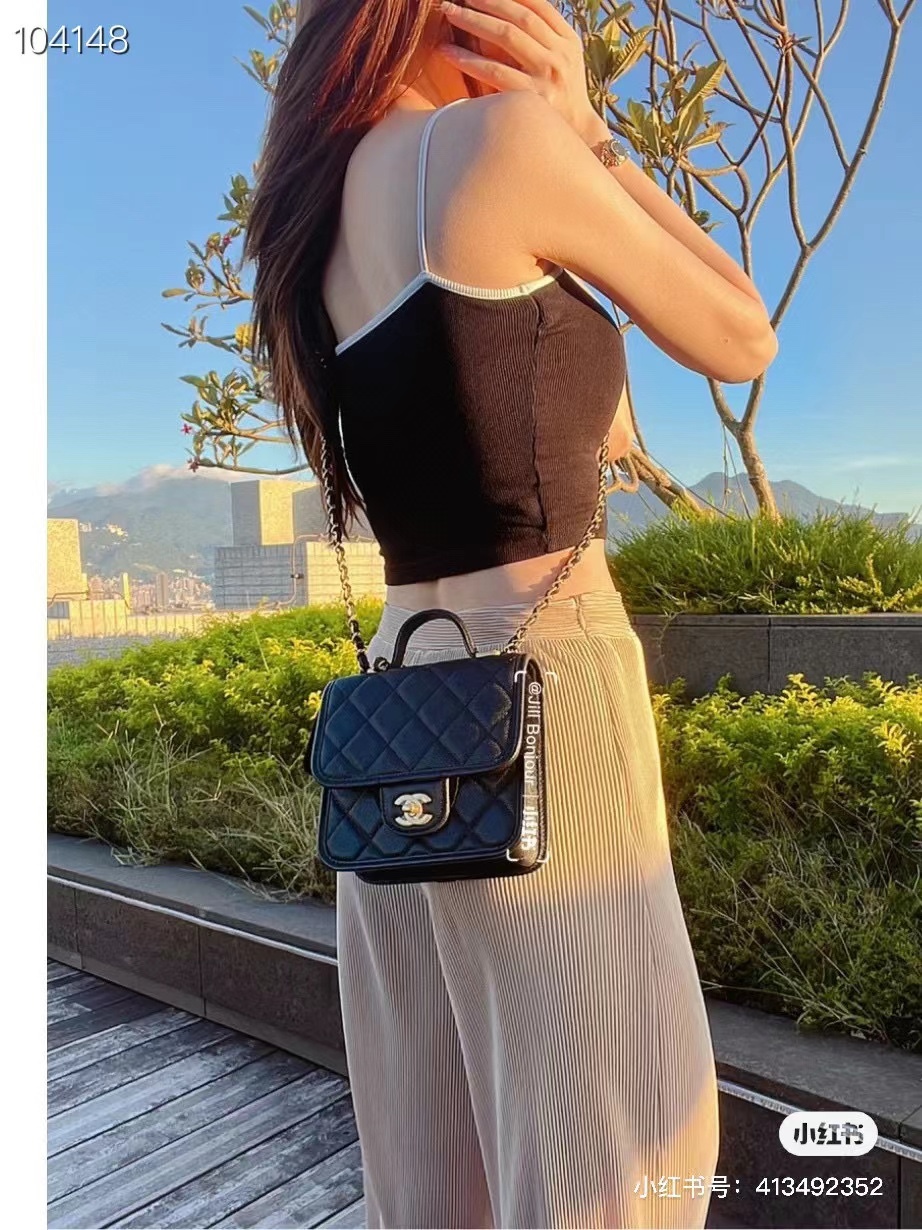 C style 22k handbag-Luxeon