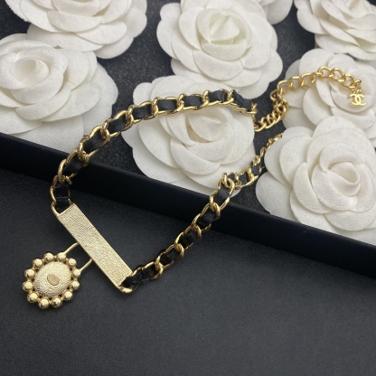 C style New Simple Fashion Collar-Luxeon