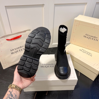 Alexander McQueen women sneakers sock boots-Luxeon