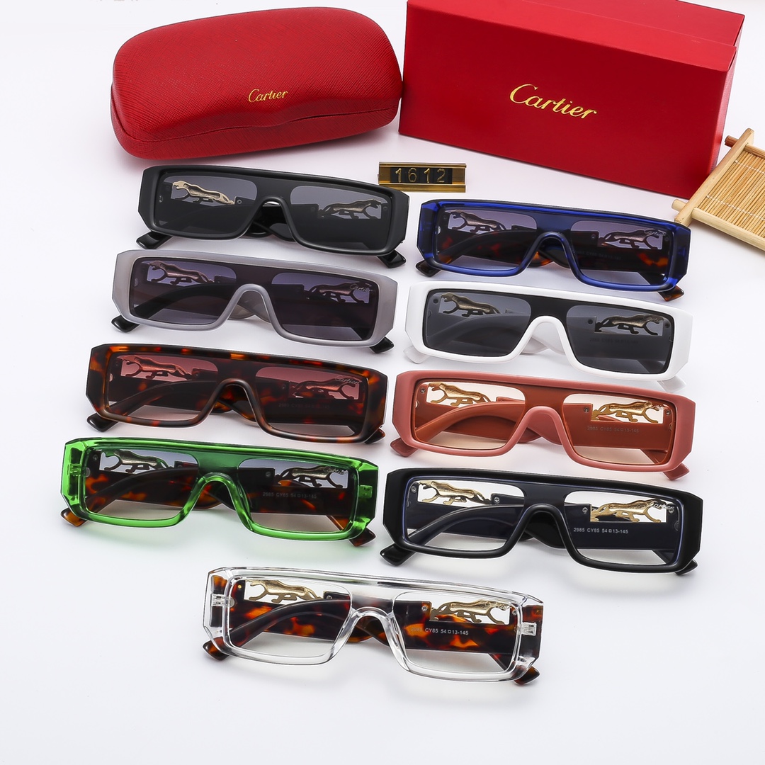 Cartier Women Fashion Glasses-Luxeon