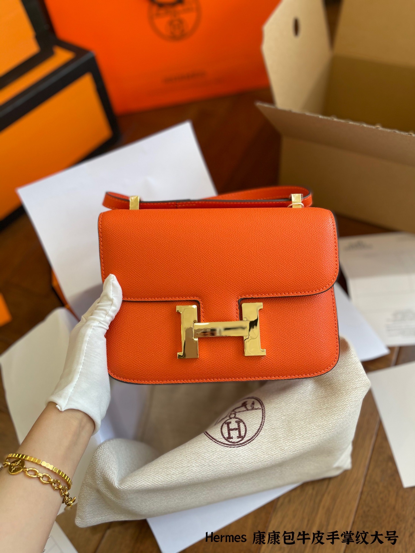 H style Handbags Square Shoulder Bags-Luxeon