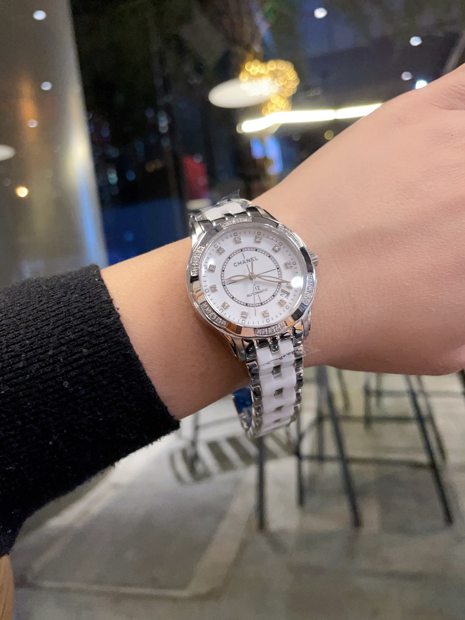 C style Delicate Women's Watch Ceramic Strap Exquisite Quality Sapphire Crystal Mirror-Luxeon