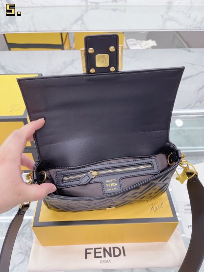 F style handbags shoulder bags-Luxeon