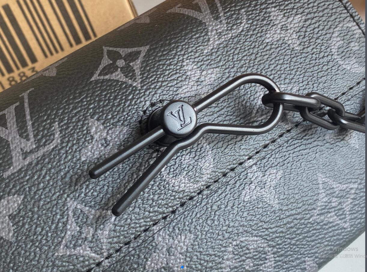L style  Steamer New Classics Handbag-Luxeon