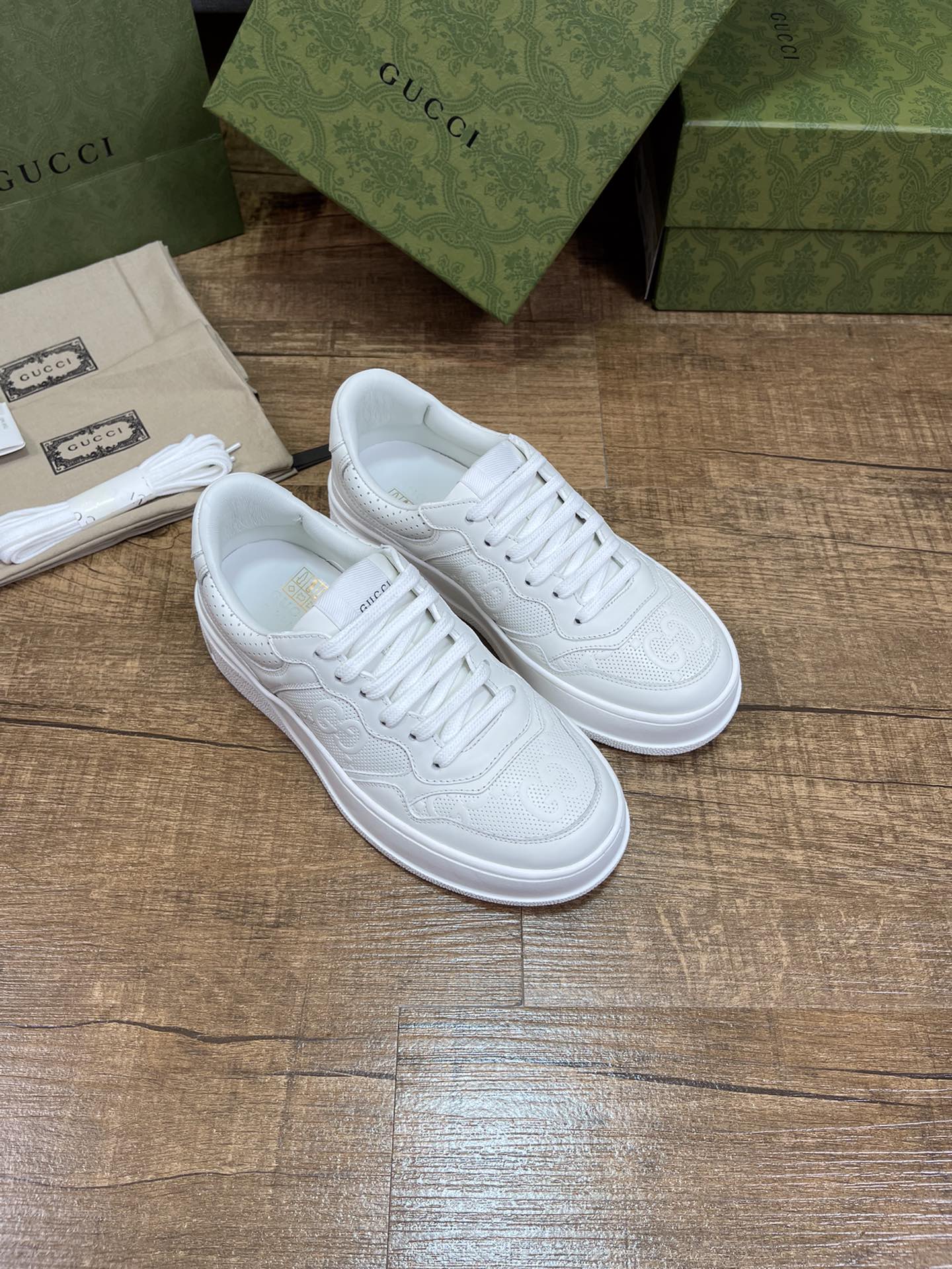 G style Women Mesh Breathe Sneaker-Luxeon