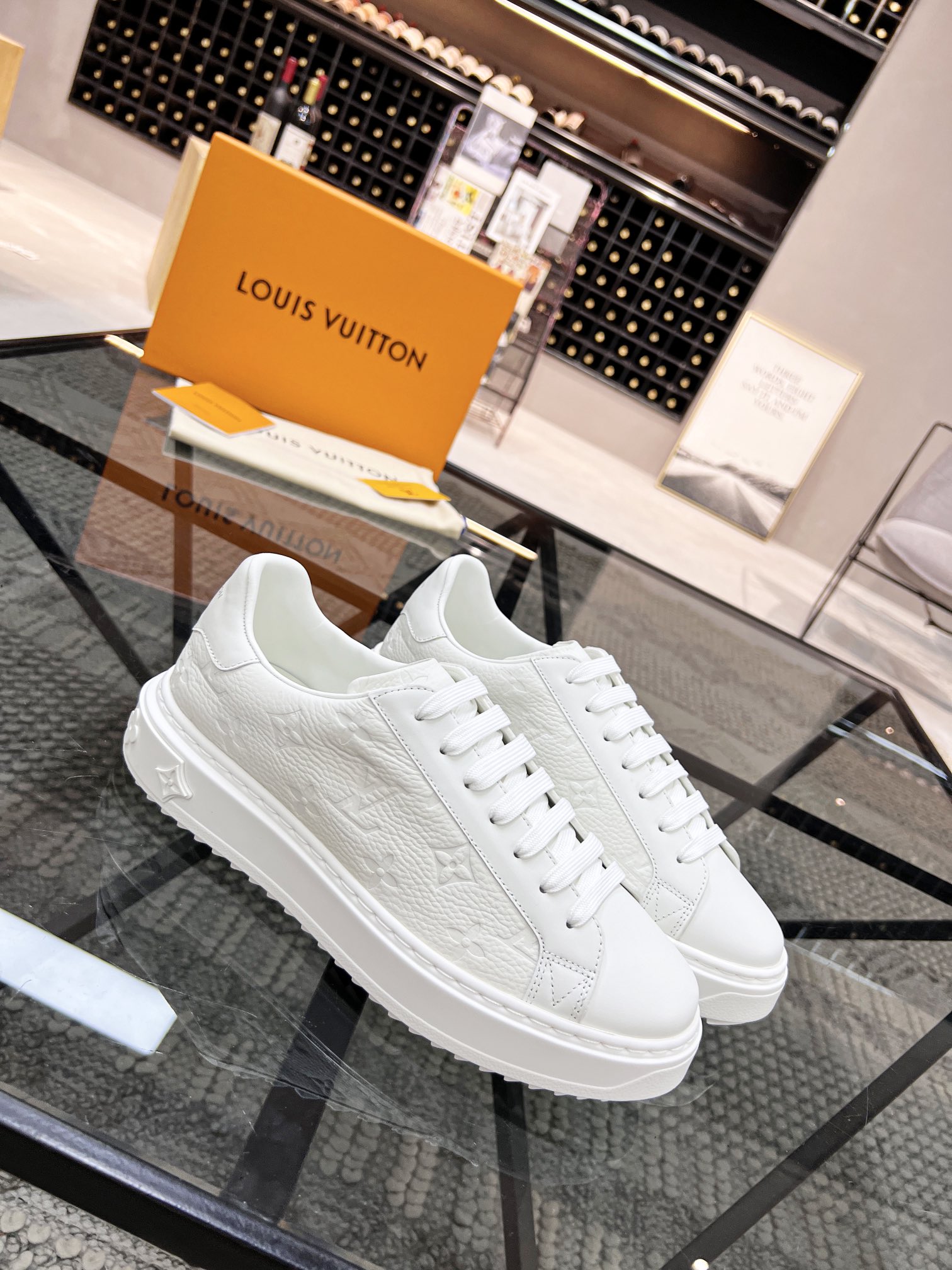 L style trendy women sneakers casual shoes-Luxeon