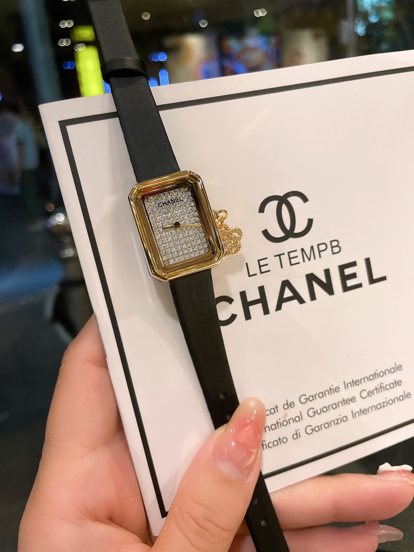 C style Première Mini Silk Leather Watchband Women Watch Elegant-Luxeon