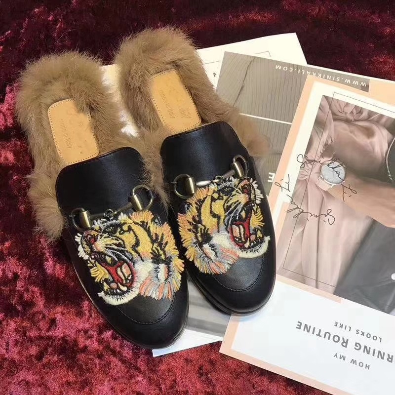 G style Winter Women Fluffy Fur Slippers-Luxeon