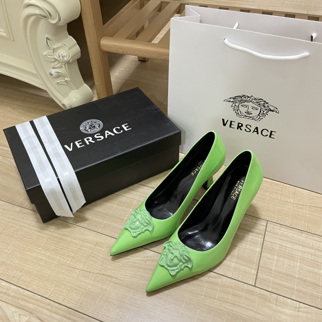 Versace pointed toe pumps-Luxeon