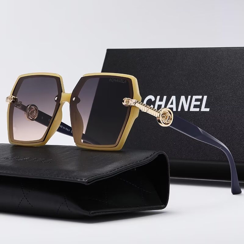 Chane Vintage Women's Sunglasses-Luxeon