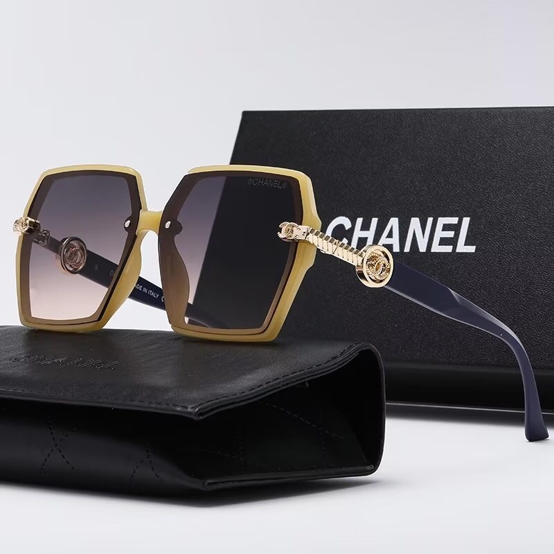 Chane Vintage Women's Sunglasses-Luxeon