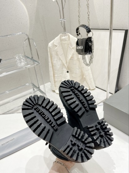 B style Strike big toe boots-Luxeon