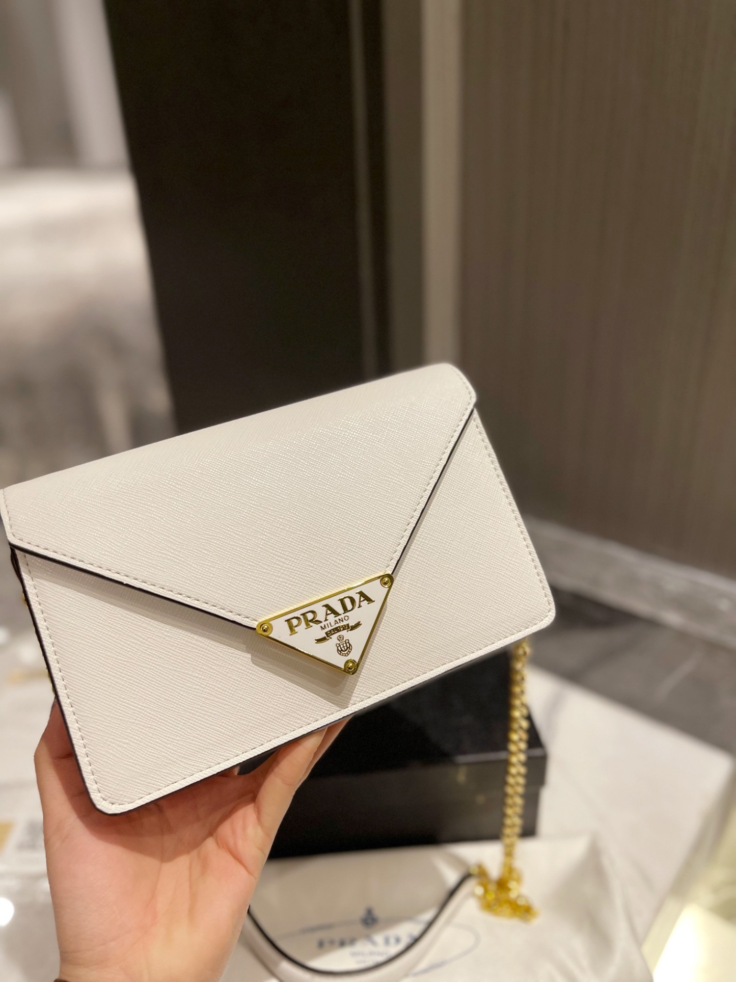 P style Shoulder Bags-Luxeon