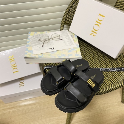 D style Velcro Flat Slippers-Luxeon
