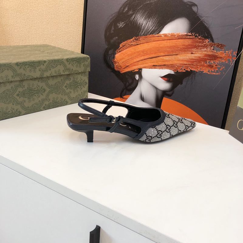 G style vintage women sandals pumps-Luxeon