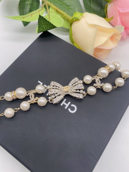 C style Bow Bracelet-Luxeon