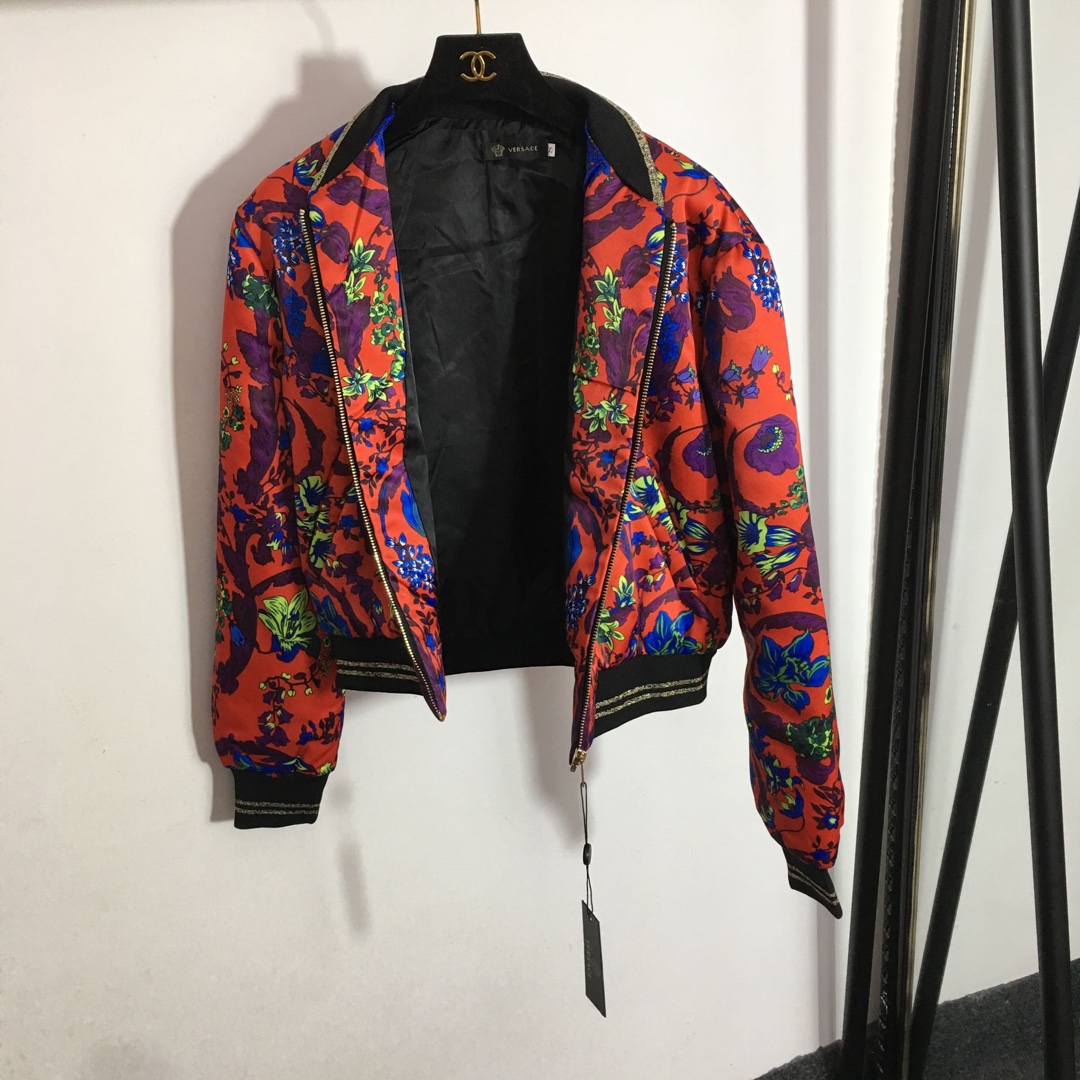 Versace print jacket-Luxeon