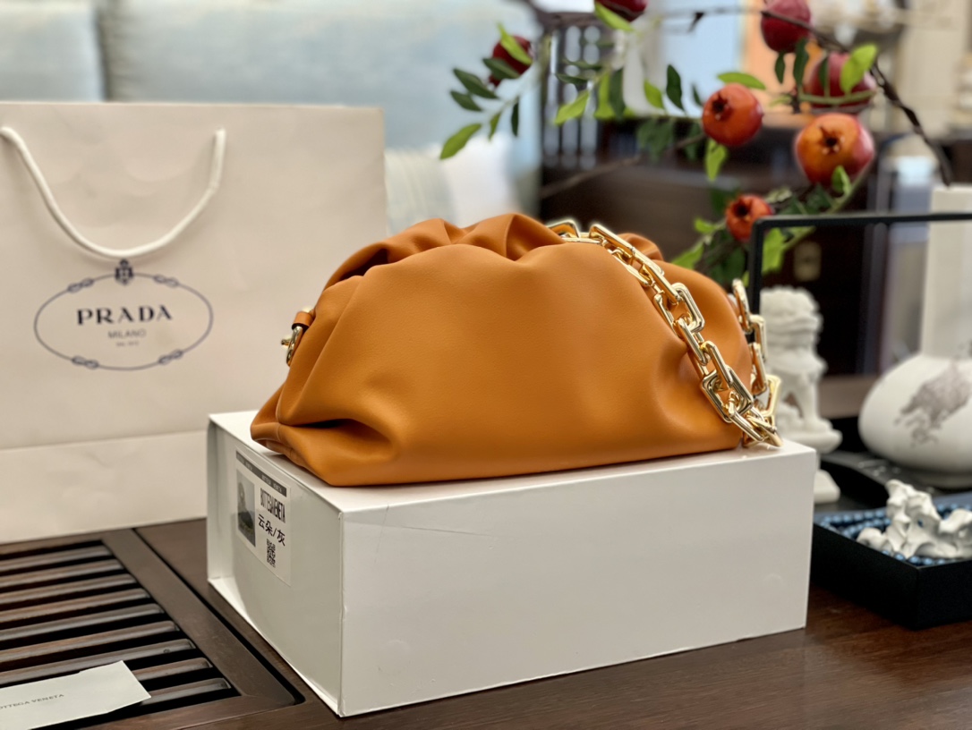 BV Bottega Veneta Underarm Bags Handbags-Luxeon