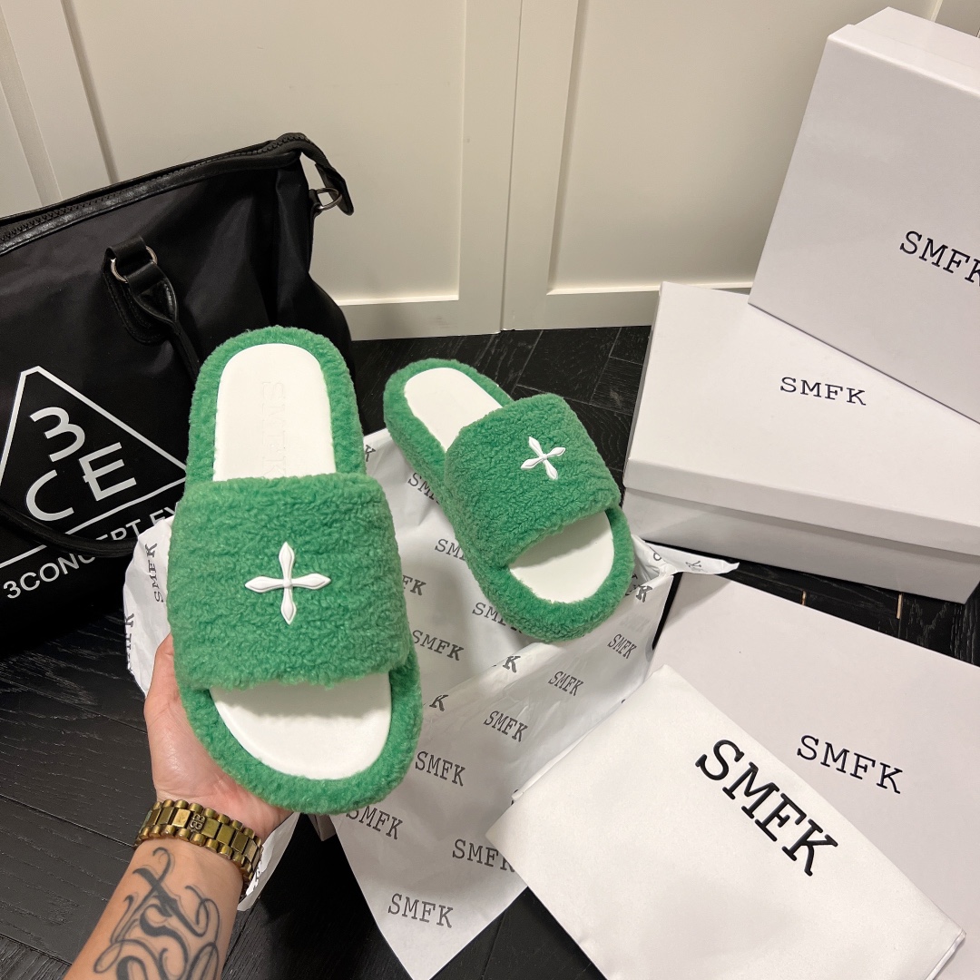 SMFK new wool fuzz slippers-Luxeon