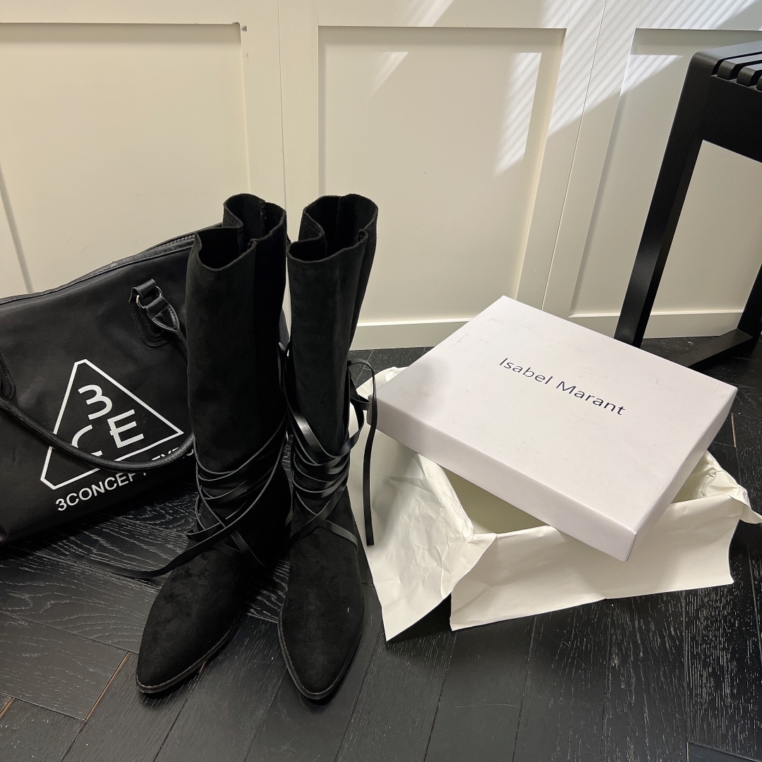 Isabel Marant strips style high knee boots-Luxeon