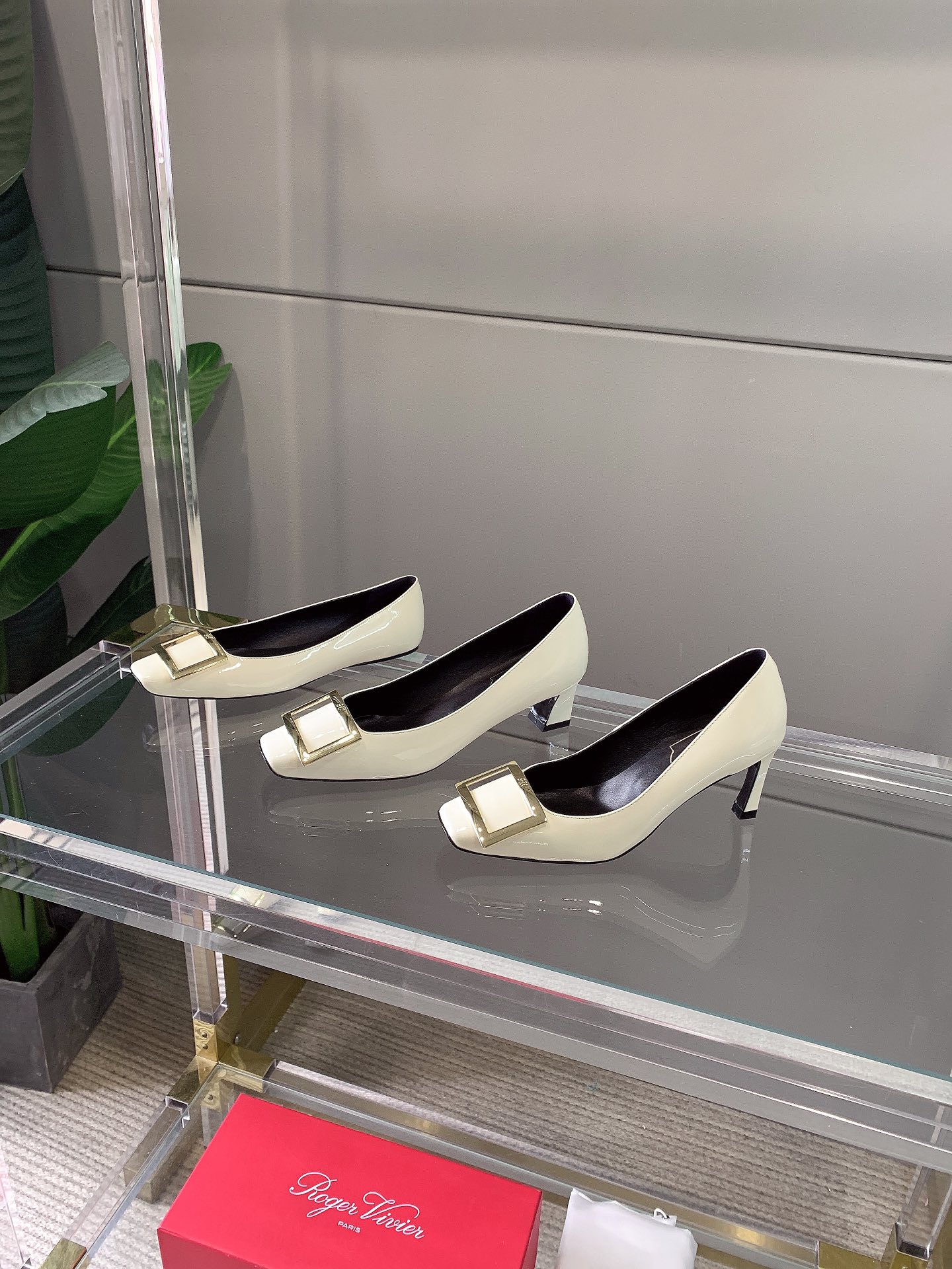 Roger Vivie Women Square Buckle Stiletto-Luxeon