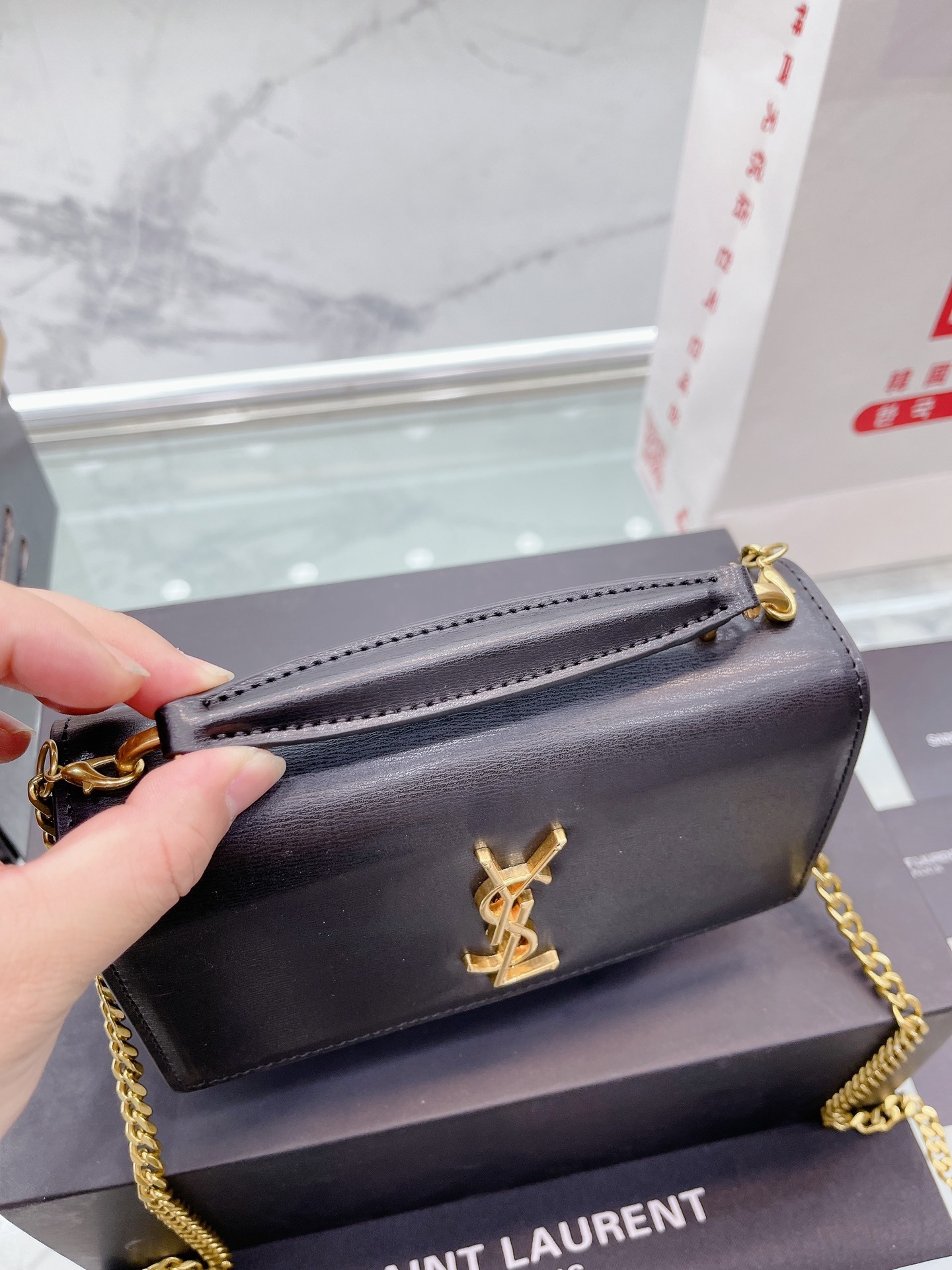 Y style handbag-Luxeon