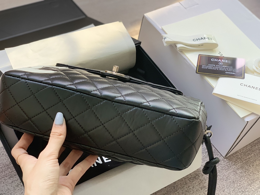 C style vintage handbag-Luxeon