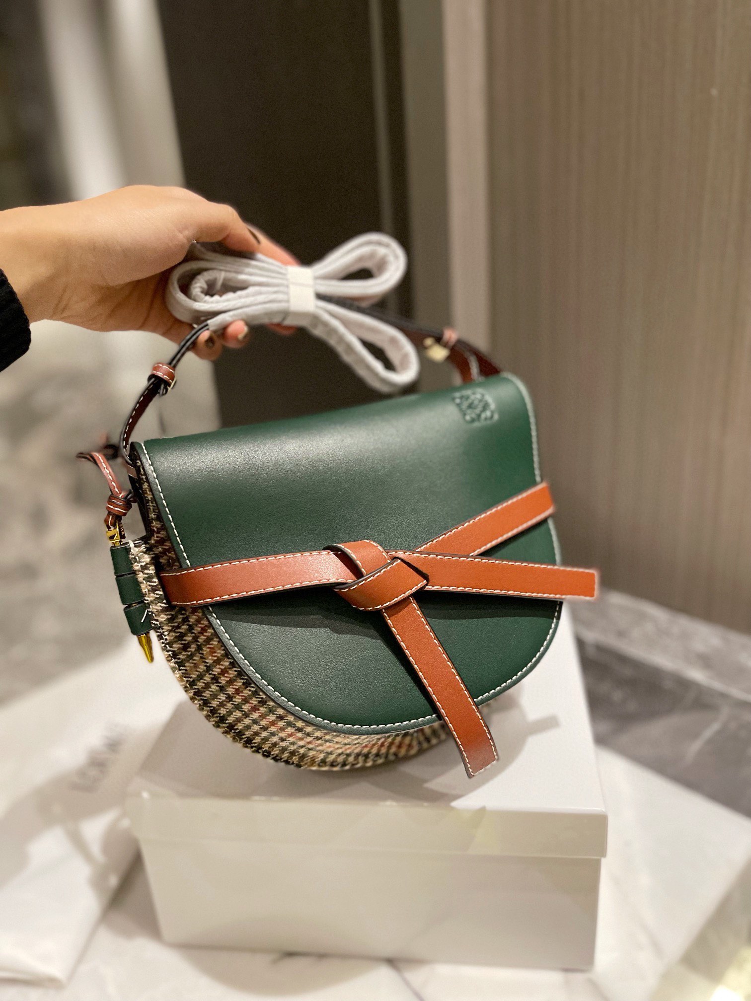 L style Gate Bag Saddle Bag Crossbody Bag-Luxeon