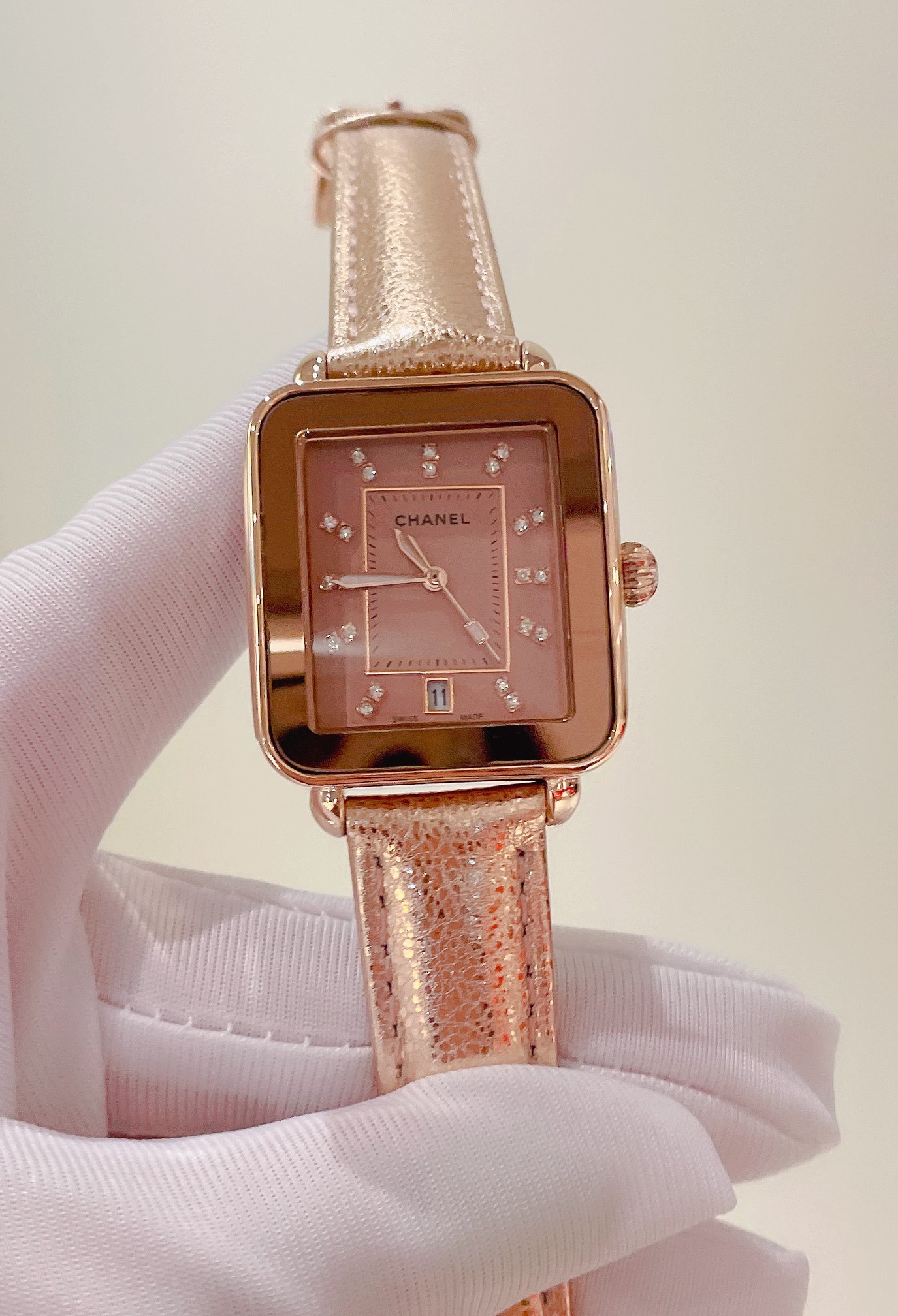 C style Watch Modern Classic Fashion Design Leather Watchband-Luxeon