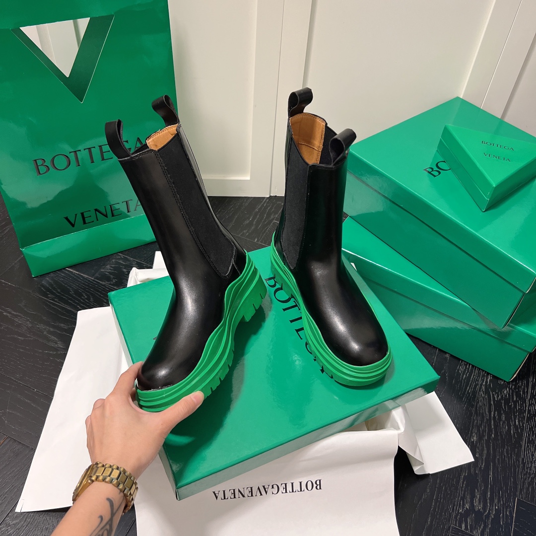 Bottega Venet mid-calf heeled boots-Luxeon