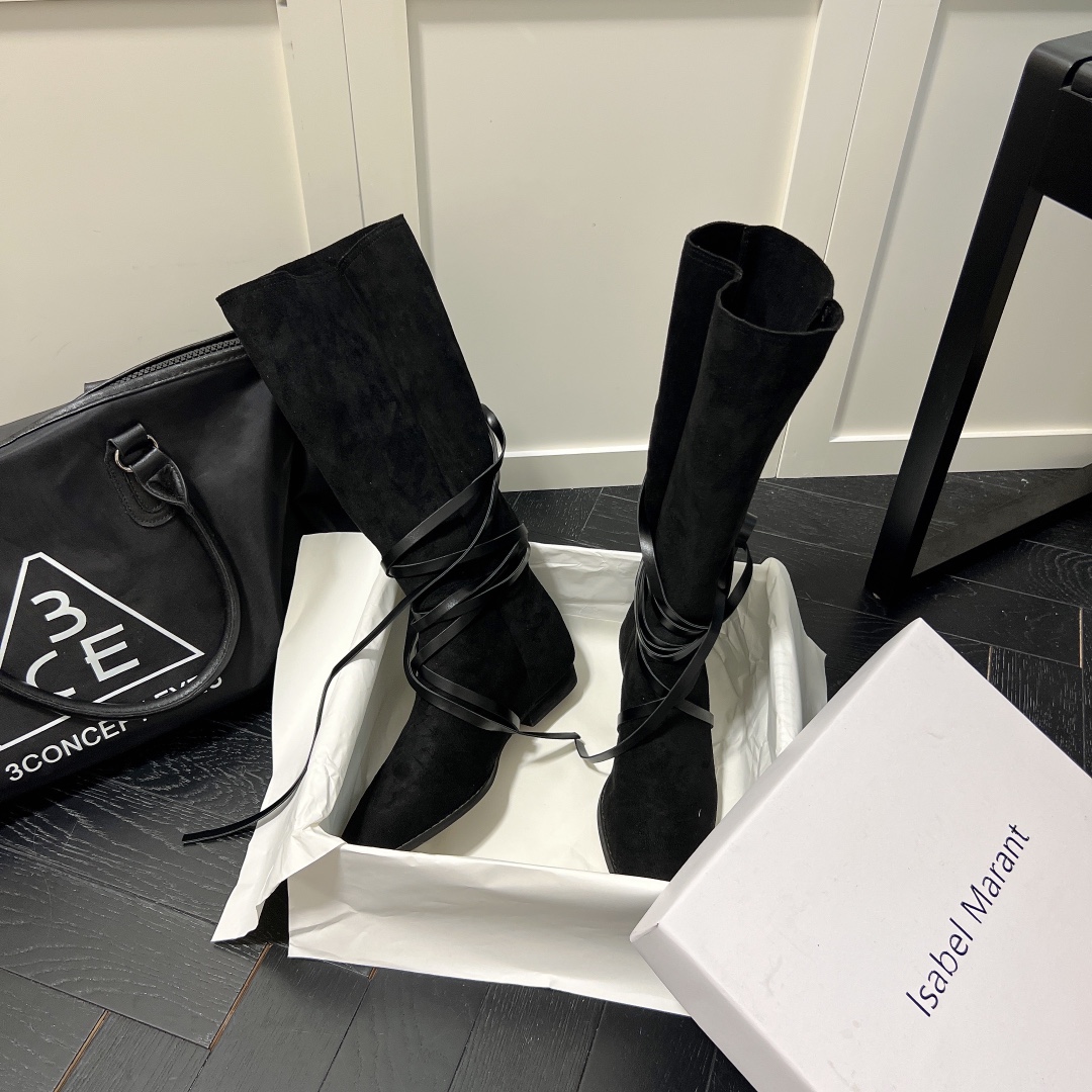 Isabel Marant strips style high knee boots-Luxeon