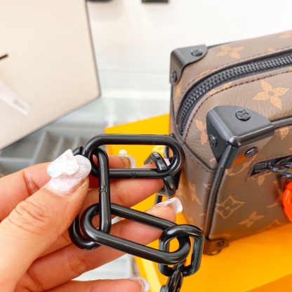L style bag Trunk Small Box Chain Bags-Luxeon