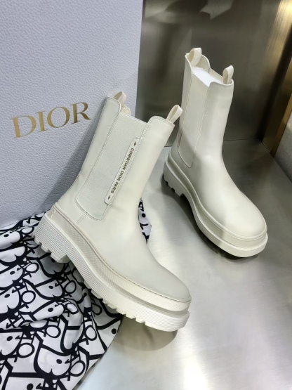Mid-calf Martens-style boots 35-42