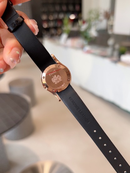 Piaget Limelight Women Quartz Wrist Watch Mini-Luxeon