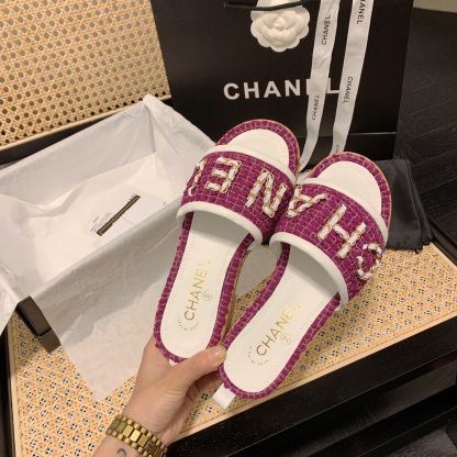 C style embroidered logo slides-Luxeon